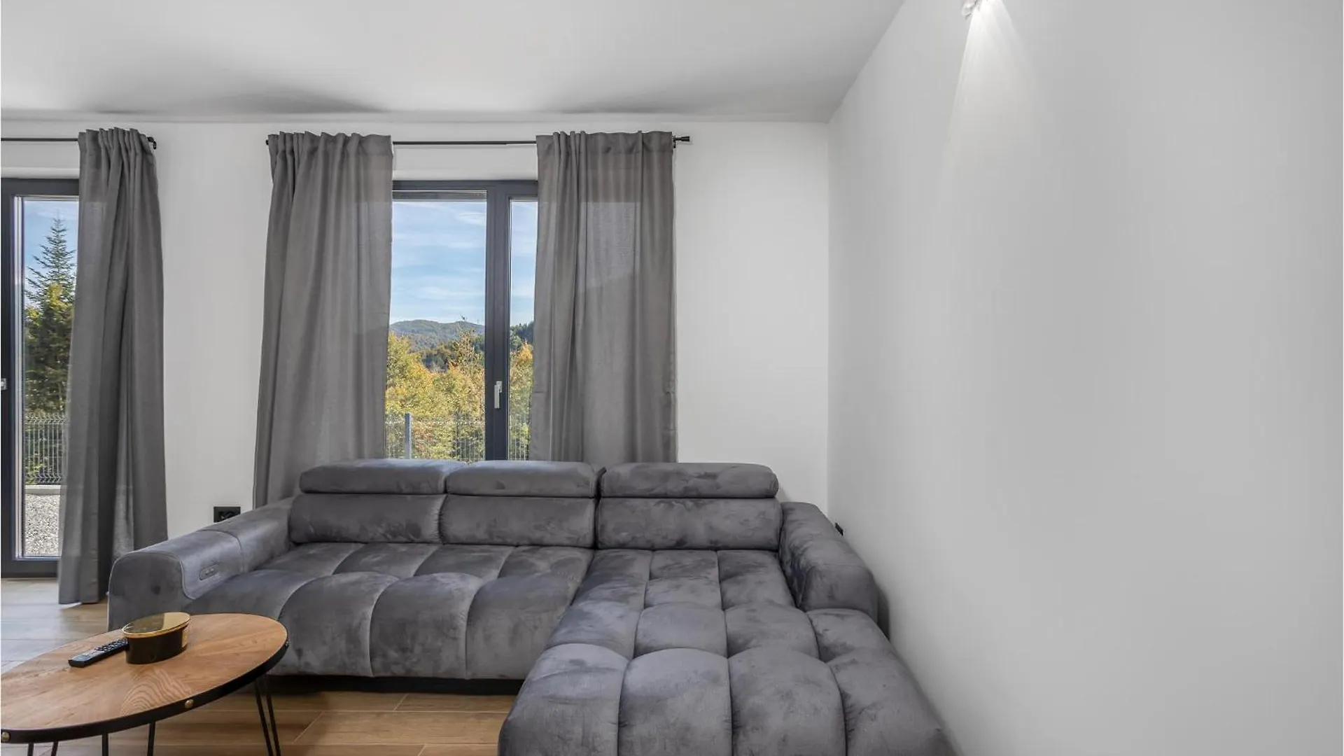 Holiday home Awesome Home In Stari Laz With Kitchen