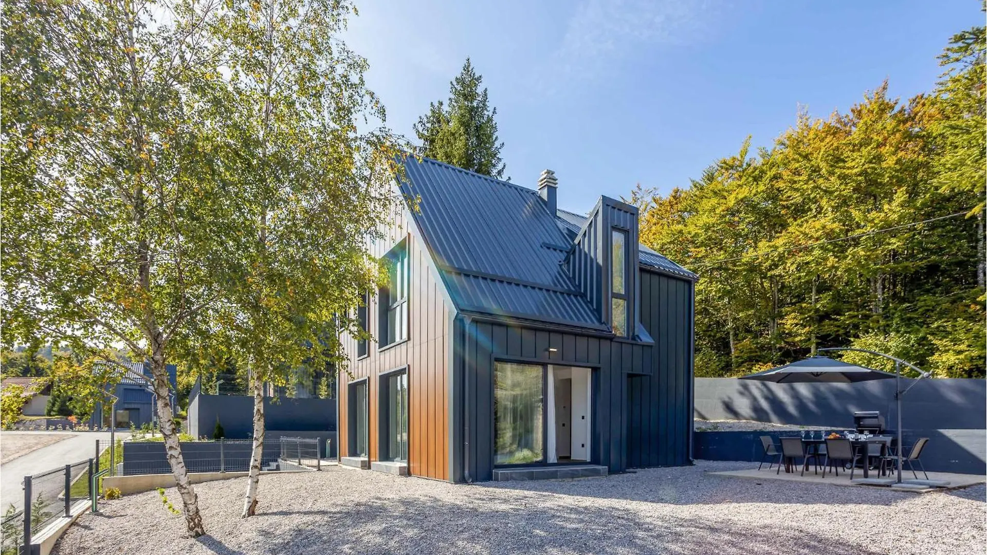 Awesome Home In Stari Laz With Kitchen